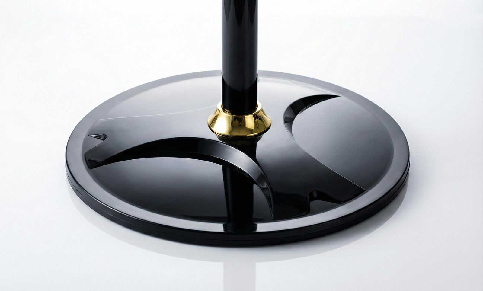 Pure Stand Fan – 18 Inch, 5 Blades